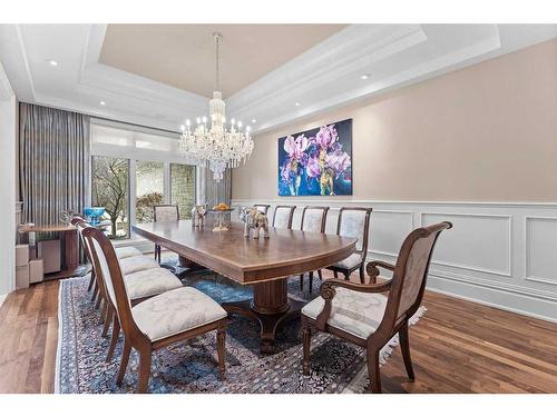 1020 Bel-Aire Drive Sw, Calgary, AB - Indoor Photo Showing Dining Room