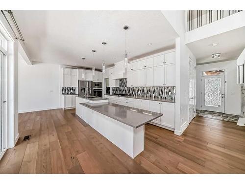 5 Sage Meadows Park Nw, Calgary, AB - Indoor Photo Showing Kitchen With Upgraded Kitchen