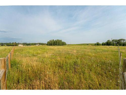 300 16Th Avenue Sw, Rural Foothills County, AB 