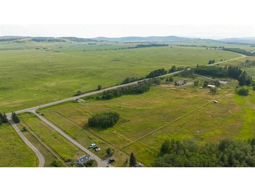 300 16Th Avenue Sw, Rural Foothills County, AB 