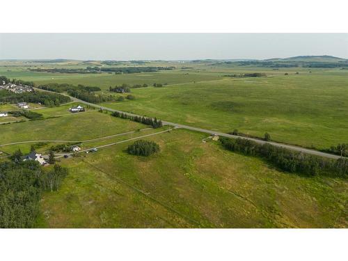 300 16Th Avenue Sw, Rural Foothills County, AB 