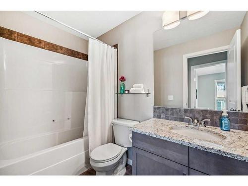 157 Sunset Point, Cochrane, AB - Indoor Photo Showing Bathroom