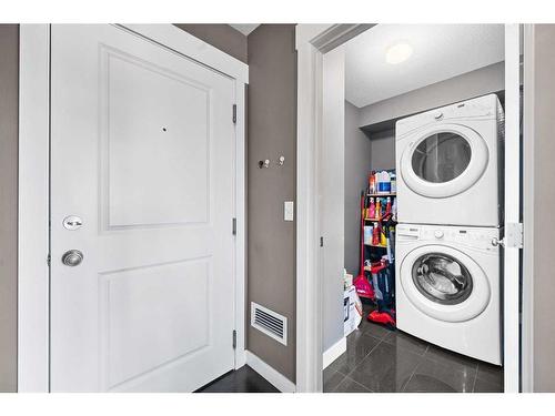 3408-302 Skyview Ranch Drive Ne, Calgary, AB - Indoor Photo Showing Laundry Room