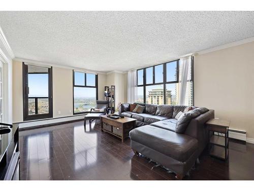 1505-1100 8 Avenue Sw, Calgary, AB - Indoor Photo Showing Living Room