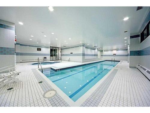 1505-1100 8 Avenue Sw, Calgary, AB - Indoor Photo Showing Other Room With In Ground Pool