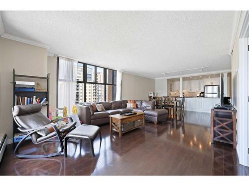 1505-1100 8 Avenue Sw, Calgary, AB - Indoor Photo Showing Living Room