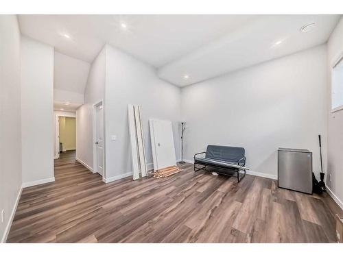 283 Masters Row Se, Calgary, AB - Indoor Photo Showing Other Room