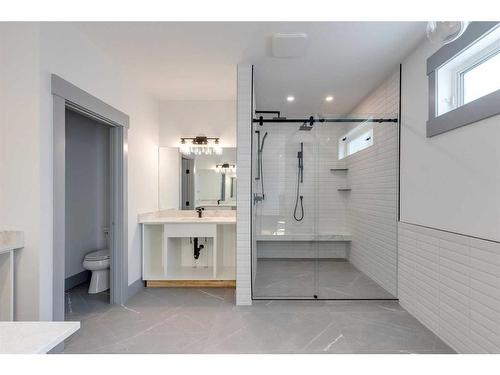 30 Roselawn Crescent Nw, Calgary, AB - Indoor Photo Showing Bathroom