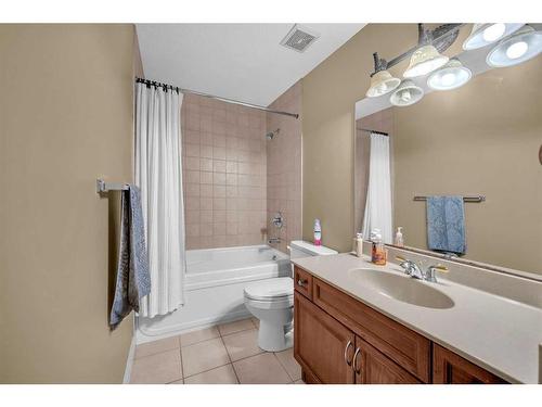 72 Sherwood Way Nw, Calgary, AB - Indoor Photo Showing Bathroom