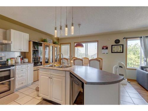 244 Fresno Place Ne, Calgary, AB - Indoor Photo Showing Kitchen With Double Sink