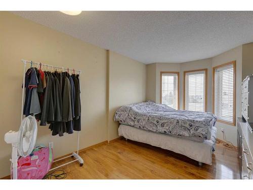 244 Fresno Place Ne, Calgary, AB - Indoor Photo Showing Bedroom