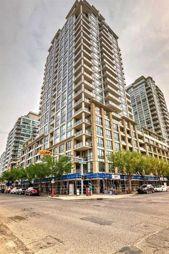 1726-222 Riverfront Avenue Sw, Calgary, AB - Outdoor With Balcony With Facade