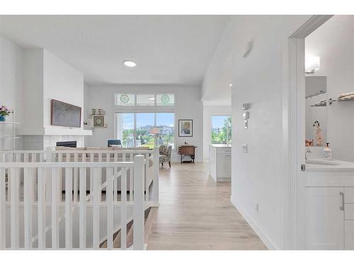 21 Cimarron Estates Gate, Okotoks, AB - Indoor Photo Showing Dining Room