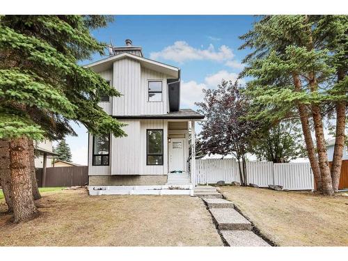 6740 Temple Drive Ne, Calgary, AB - Outdoor