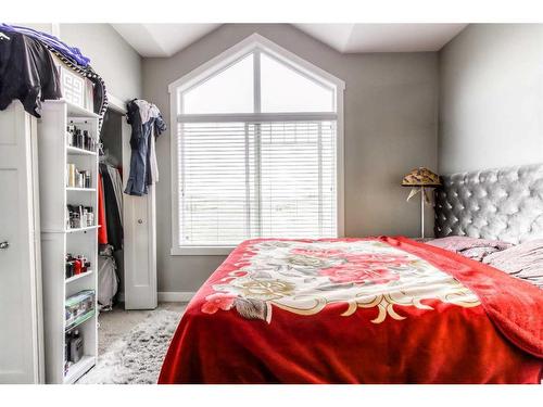 1559 Symons Valley Parkway Nw, Calgary, AB - Indoor Photo Showing Bedroom