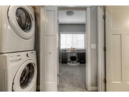 1559 Symons Valley Parkway Nw, Calgary, AB - Indoor Photo Showing Laundry Room