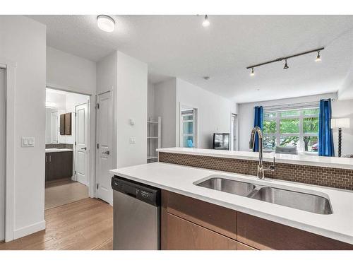 41-25 Auburn Meadows Avenue Se, Calgary, AB - Indoor Photo Showing Kitchen With Double Sink