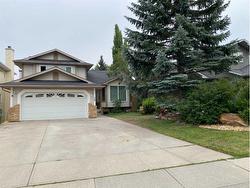 46 Sandringham Way NW Calgary, AB T3K 3V6