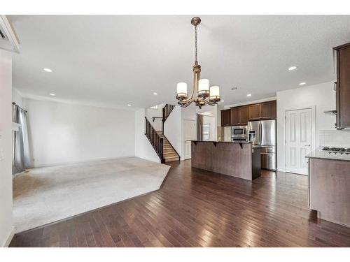 102 Cranarch Common Se, Calgary, AB - Indoor Photo Showing Kitchen With Upgraded Kitchen