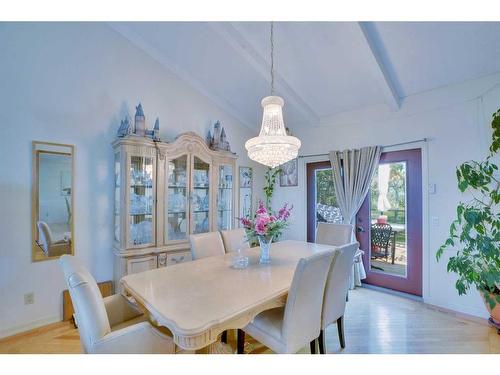 42 Lake Ere Estates, Chestermere, AB - Indoor Photo Showing Dining Room