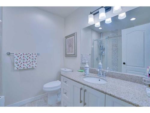 42 Lake Ere Estates, Chestermere, AB - Indoor Photo Showing Bathroom