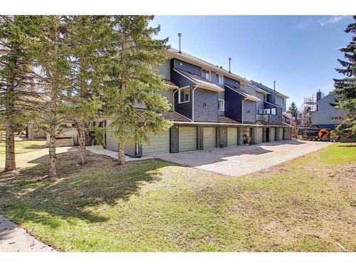 279-86 Glamis Green Sw, Calgary, AB - Outdoor