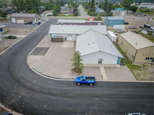 7 Coop Road, Didsbury, AB 