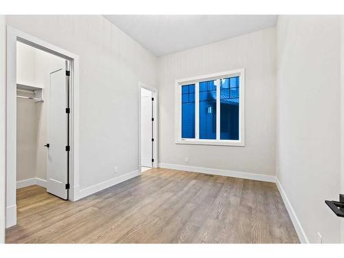 25 Stillwater Bay, Heritage Pointe, AB - Indoor Photo Showing Other Room