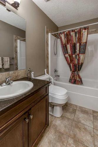 1026 Williamstown Boulevard Nw, Airdrie, AB - Indoor Photo Showing Bathroom