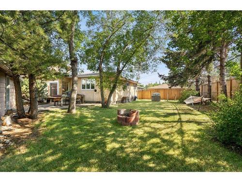 8247 4A Street Sw, Calgary, AB - Outdoor With Backyard