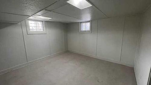 1402 4 Street Nw, Calgary, AB - Indoor Photo Showing Basement