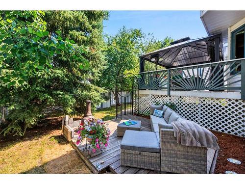 75 Schubert Hill Nw, Calgary, AB - Outdoor With Deck Patio Veranda With Exterior