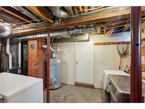 1604 16 Avenue Sw, Calgary, AB - Indoor Photo Showing Basement