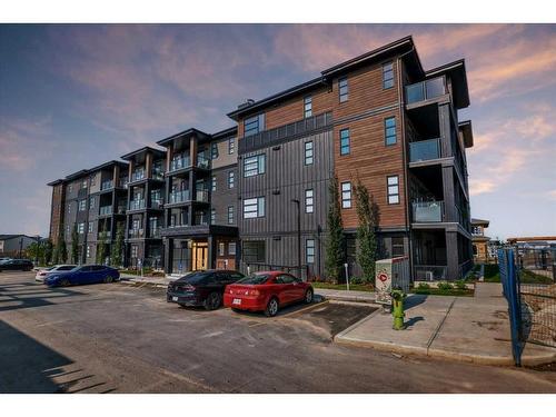 2405-55 Lucas Way, Calgary, AB - Outdoor With Balcony With Facade