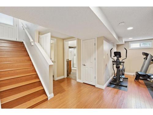 5715 20 Street Sw, Calgary, AB - Indoor Photo Showing Gym Room