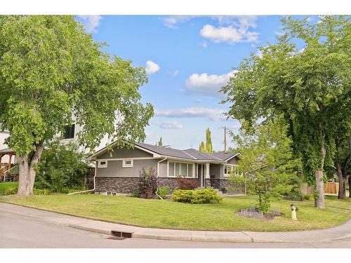 5715 20 Street Sw, Calgary, AB - Outdoor With Facade