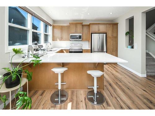 338 Evansglen Drive Nw, Calgary, AB - Indoor Photo Showing Kitchen With Stainless Steel Kitchen