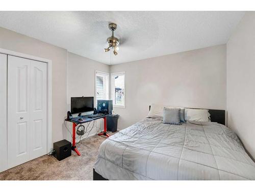 44 Auburn Sound Court Se, Calgary, AB - Indoor Photo Showing Bedroom