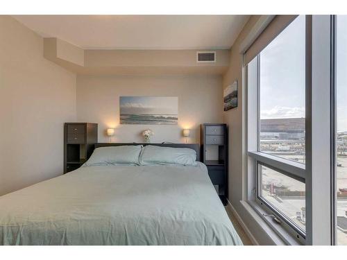 402-1320 1 Street Se, Calgary, AB - Indoor Photo Showing Bedroom