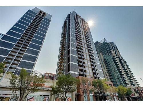 402-1320 1 Street Se, Calgary, AB - Outdoor With Facade