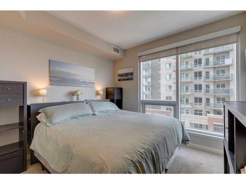 402-1320 1 Street Se, Calgary, AB - Indoor Photo Showing Bedroom