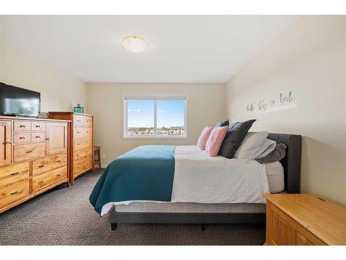 84 Sage Valley Park Nw, Calgary, AB - Indoor Photo Showing Bedroom