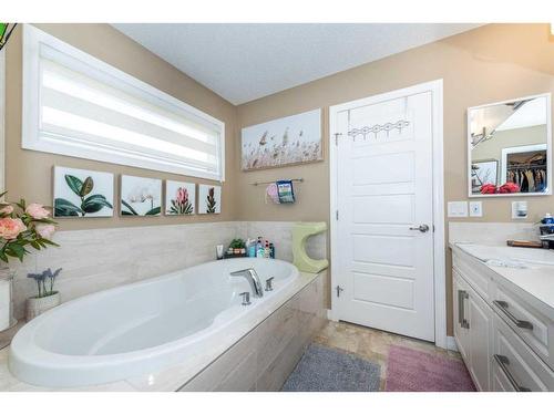 63 Cornerstone Passage Ne, Calgary, AB - Indoor Photo Showing Bathroom