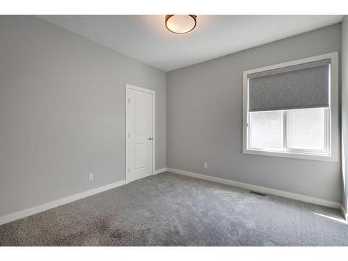 280 Masters Cove Se, Calgary, AB - Indoor Photo Showing Other Room