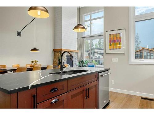 414 Stewart Creek Close, Canmore, AB - Indoor Photo Showing Kitchen With Double Sink