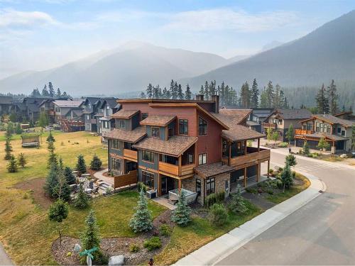 414 Stewart Creek Close, Canmore, AB - Outdoor