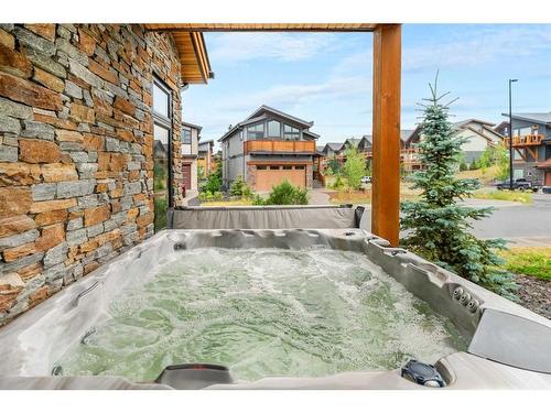 414 Stewart Creek Close, Canmore, AB - Outdoor