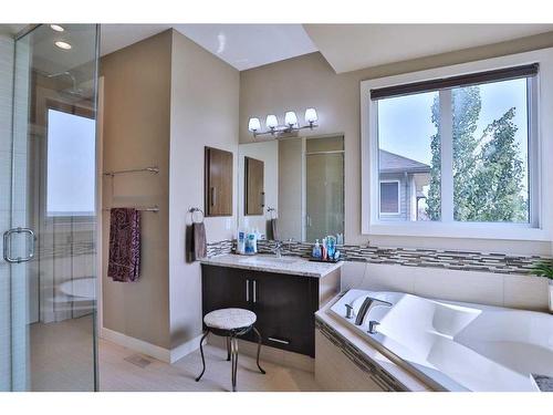 31 Sage Bank Place Nw, Calgary, AB - Indoor Photo Showing Bathroom