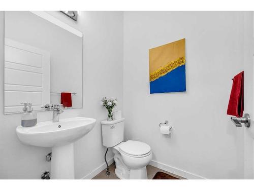 1564 Cornerstone Boulevard Ne, Calgary, AB - Indoor Photo Showing Bathroom