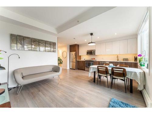 204-1526 9 Avenue Se, Calgary, AB - Indoor